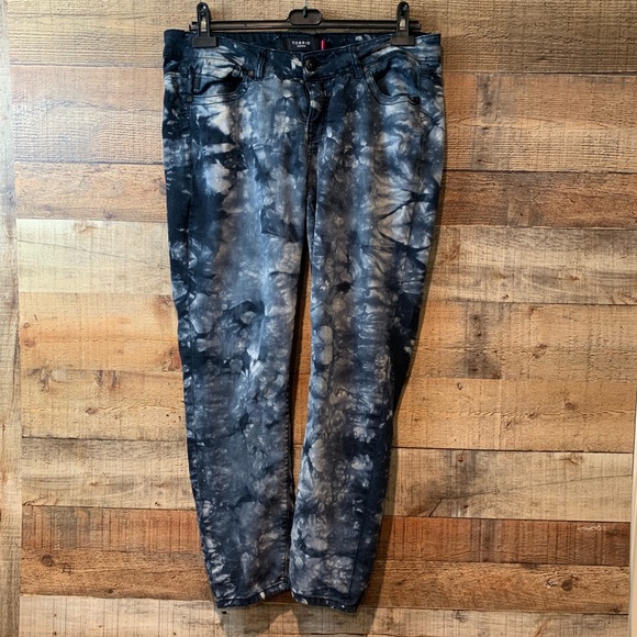 torrid Denim - Torrid gray tie dye skinny jeans Size 16